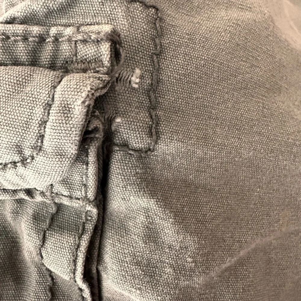 KIDS CARTERS DISTRESSED GRAY COTTON CARGO SHORTS - SIZE 5
